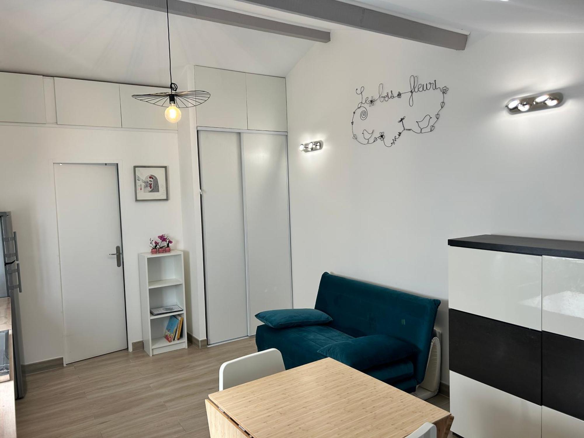 Maison Studio Le Bois Fleuri Croissy-Beaubourg Экстерьер фото